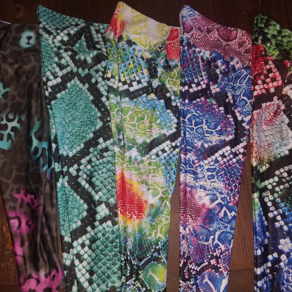 Workout clothes - Picture 2 of 2